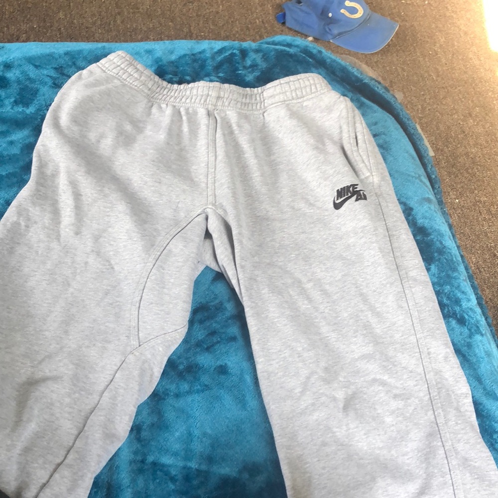 Nike Air Sweatpants (Medium)
